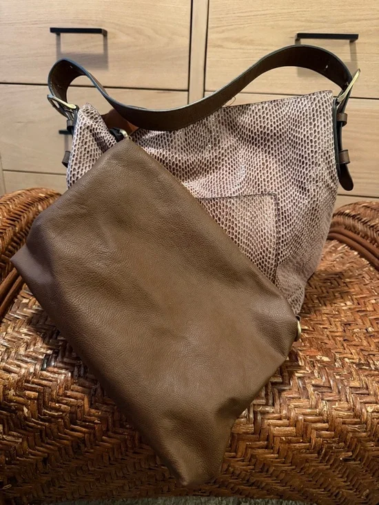 Joy Susan Python Print Hobo Bag w/ Removable Insert Crossbody Vegan Leather - Picture 3 of 5